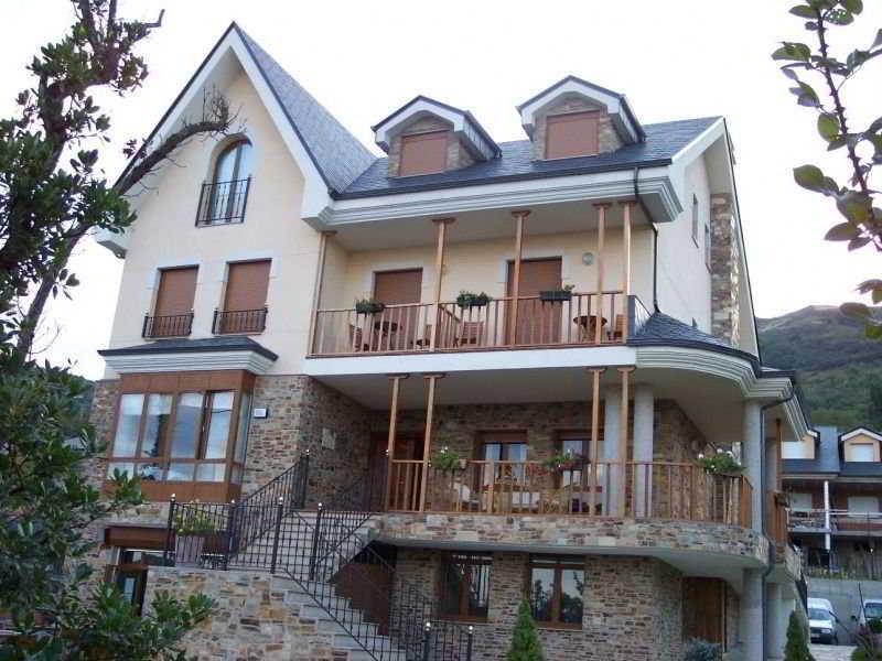 Villa Mencia Corullón Eksteriør billede